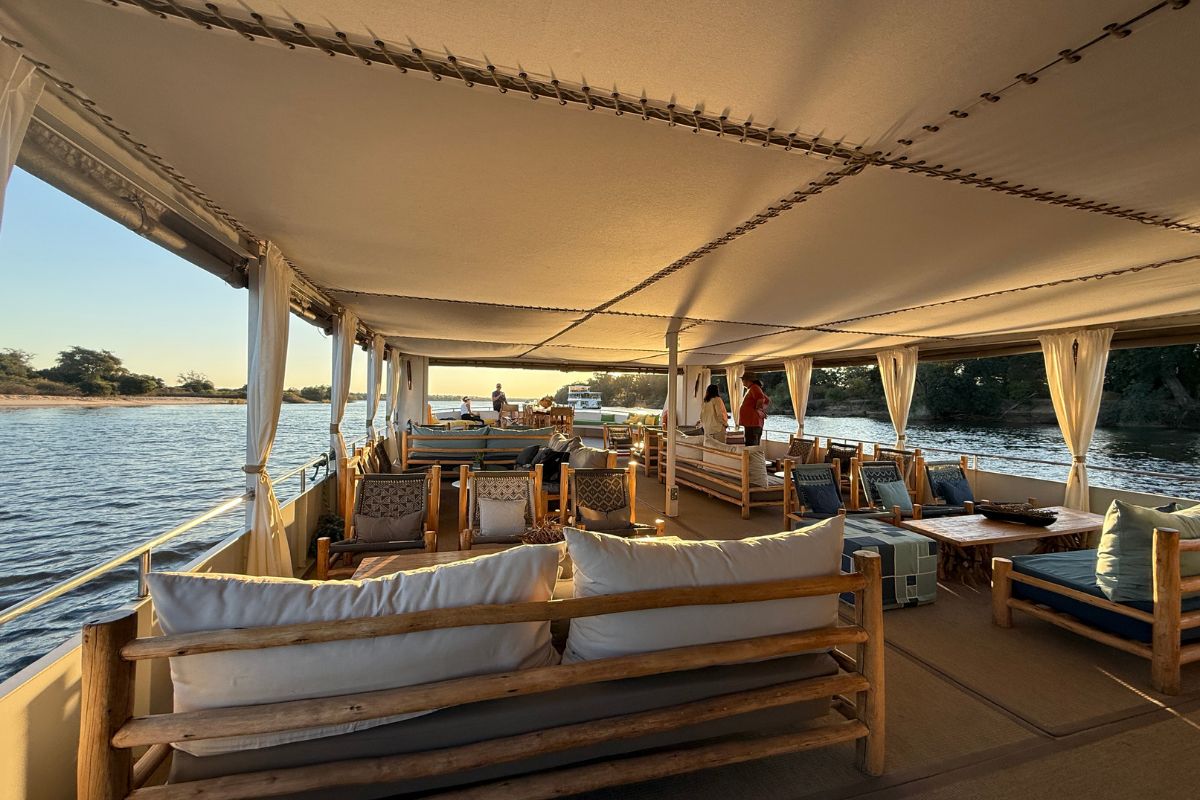 Signature Luxury Sunset Cruise