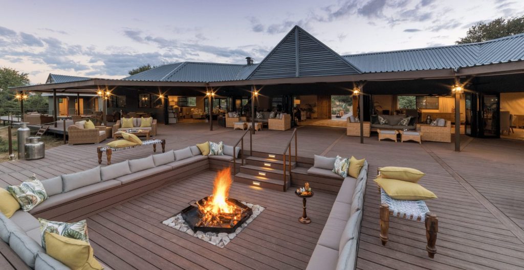 Deck and firepit at Old Drift Lodge